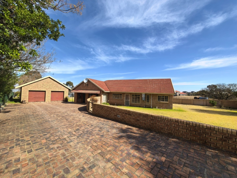 2 Bedroom Property for Sale in Oranjeville Free State